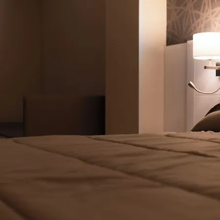 Donna Crescenza Szálloda 4*