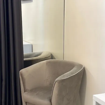 Hotel Donna Crescenza 4*