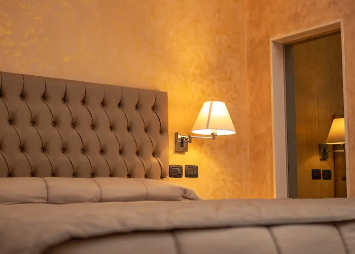 Donna Crescenza Hotel