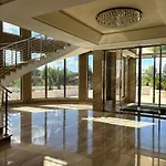 Donna Crescenza Hotel 4*