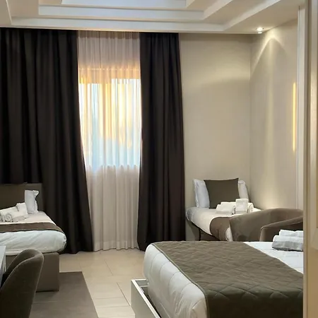 Donna Crescenza Hotel