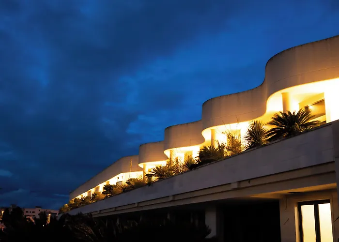 Hotel Donna Crescenza 4*